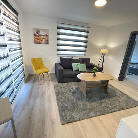 Ammirevole Ravne Apartments Visoko Exteriör bild